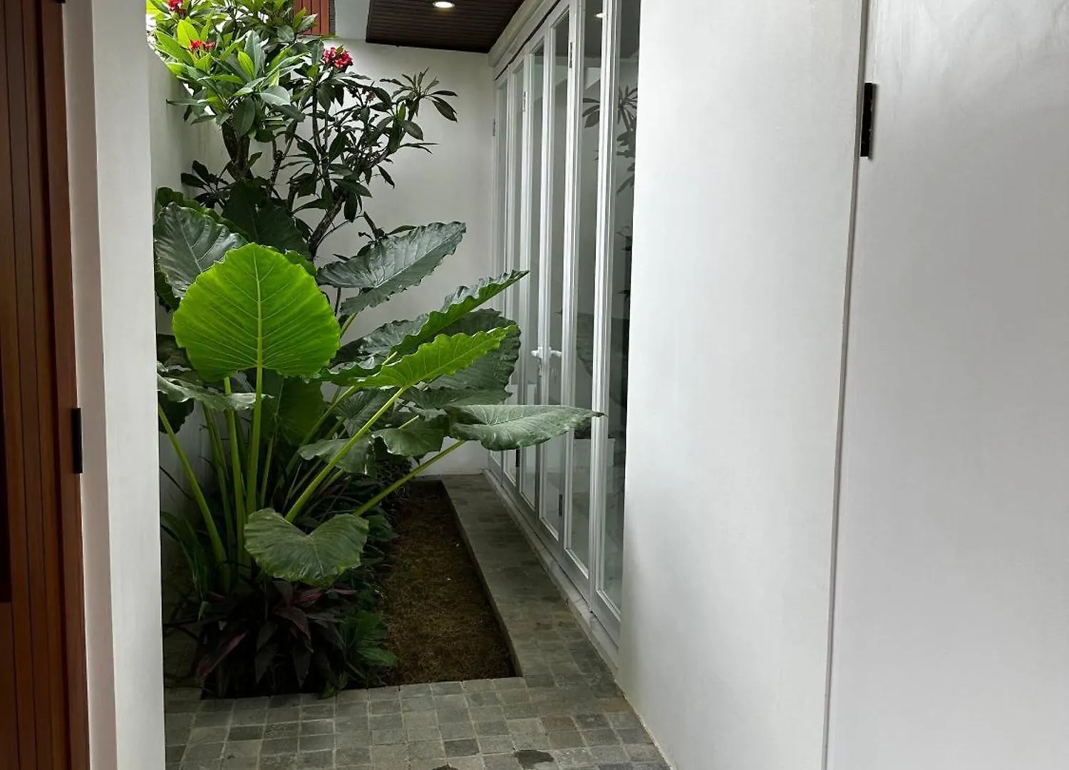 Newly Built Villa Na Bali Seminyak  0*, Seminyak (Bali)