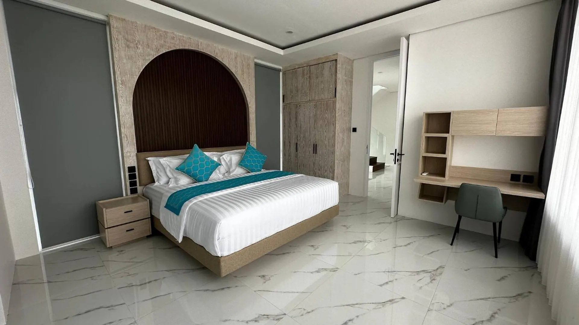 Newly Built Villa Na Bali Seminyak  Seminyak (Bali)