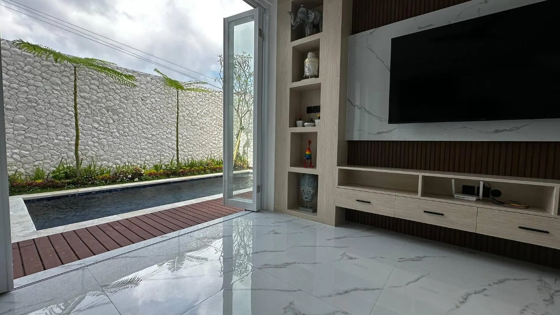 Newly Built Villa Na Bali Seminyak  0*, Seminyak (Bali)